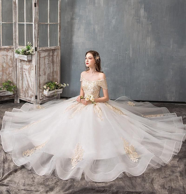 Sexy Boat Neck Wedding Dress Luxury Lace Embroidery Slim Princess Ball Gown | EdleessFashion